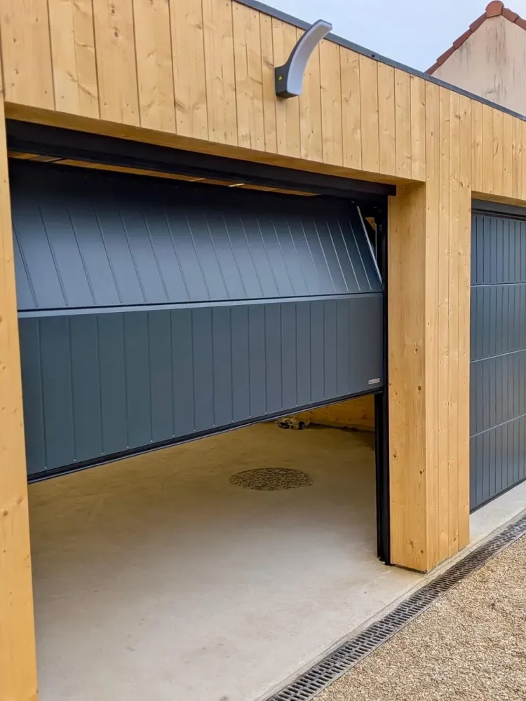 Pose de portes de garages près de Pithiviers
